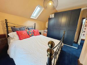 Photo 19- click for photo gallery